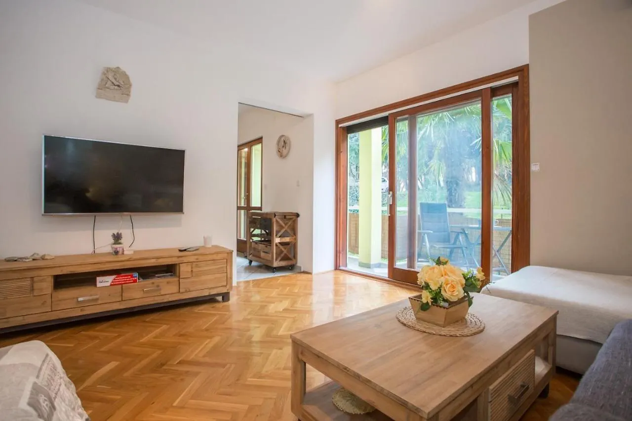 Apartment Mauro Poreč 0*,